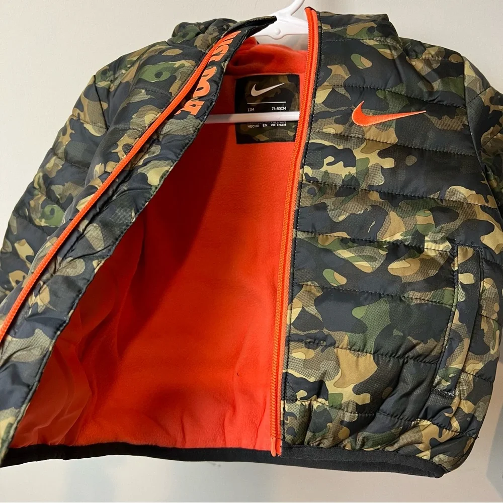 Nike Essential Padded Army Camo Hooded Jacket